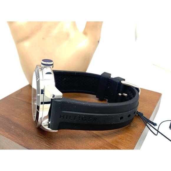 Tommy Hilfiger Men's Watch 1791661 Quartz Blue Dial Black Rubber Strap 46mm - Picture 10 of 14